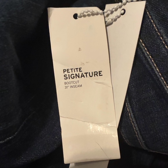 NWT HUDSON PETITE SIGNATURE BOOTCUT JEANS SIZE 24 - Picture 11 of 15
